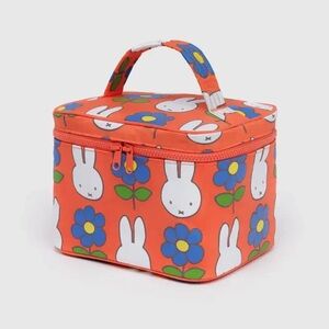 BAGGU X MIFFY BNWT COSMETIC VANITY BAG